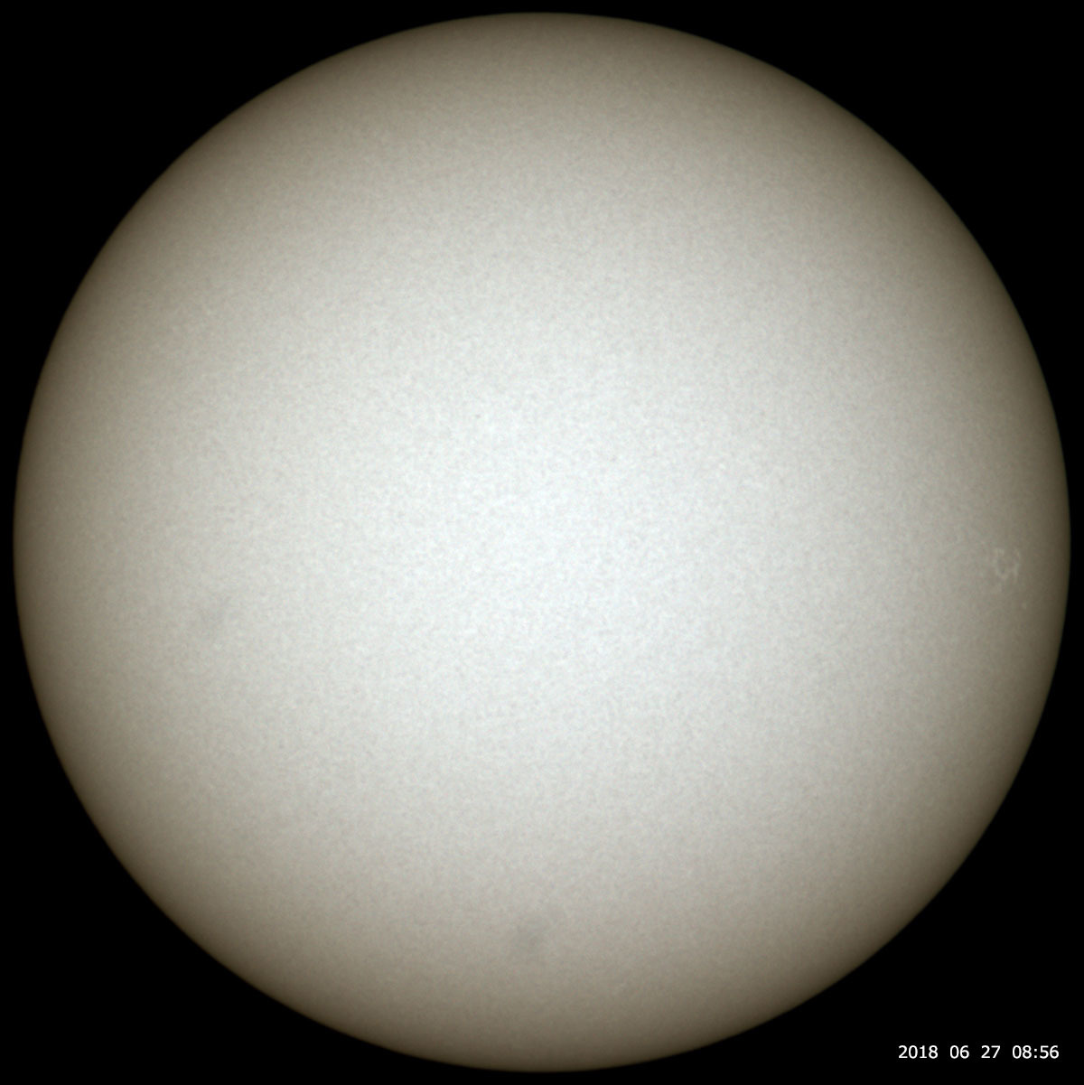 6月27日の太陽_e0174091_10583593.jpg