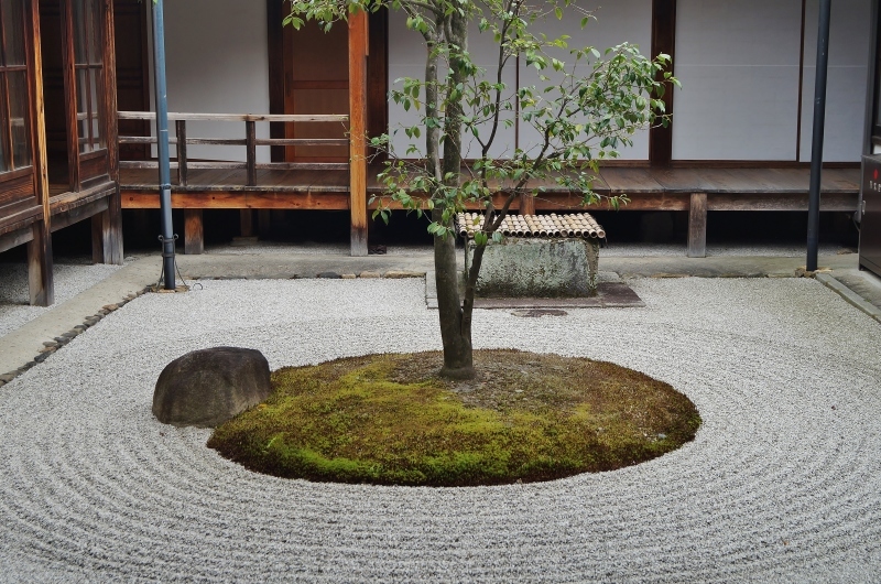 ～風は無い？～建仁寺・○□△の庭_b0063958_21324343.jpg