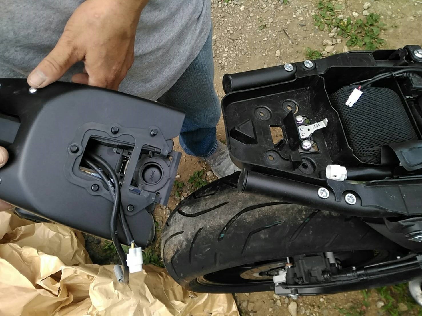 RZ900テールカウルキット - FUNNY'S CUSTOM SERVICE