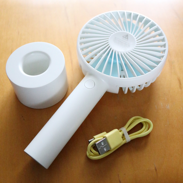 【AD】夏の外出時にもぴったり!充電式USB扇風機_c0060143_18044888.jpg