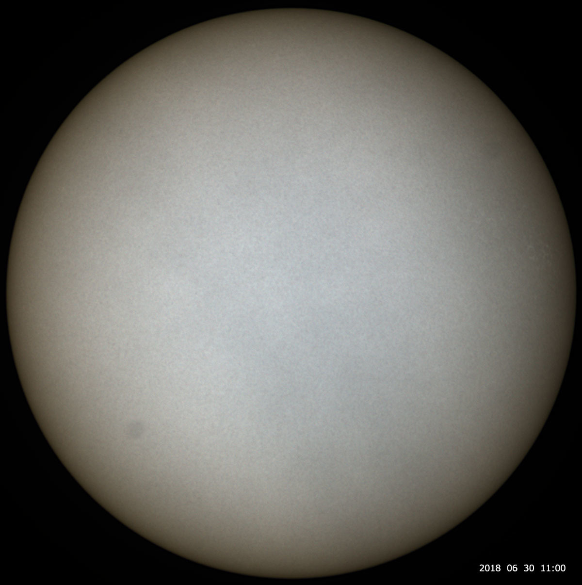 6月30日の太陽_e0174091_12020776.jpg