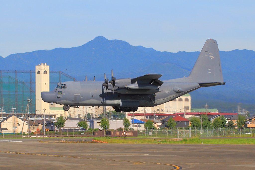 6/3０の横田基地_c0349300_10471689.jpg