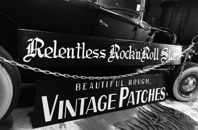 Ford ビンテージワッペン : RELENTLESS