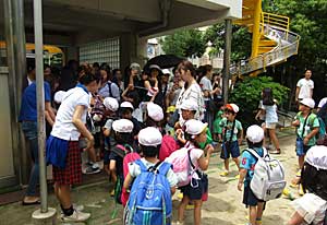 e0325335_1718592.jpg