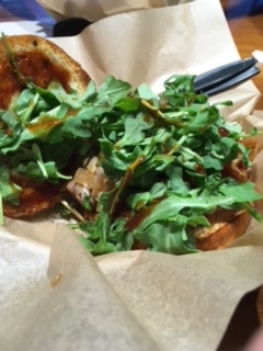 ブルーチーズバーガー(アメリカンっぽいランチ)_e0350971_10195335.jpg