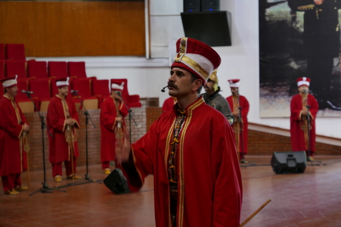 勇壮なオスマントルコ軍楽隊 トルコツアー8 いつもココロに マーク