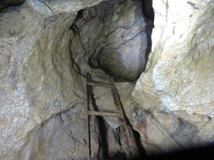 猿田洞（さるたどう）　ここは凄かった　高知県の洞窟探検_b0124306_23023761.jpg