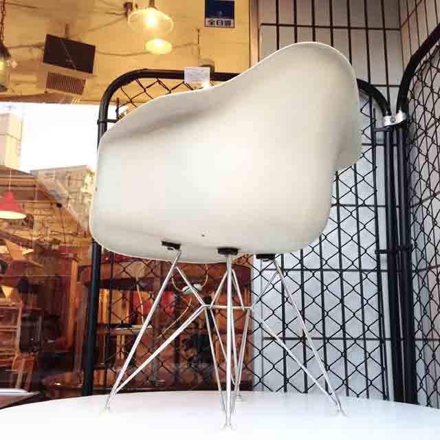 70's Vintage】Eames/イームズ グラスファイバー アームシェル