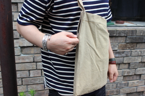TOOLS by SLOW 生地に魅了された \"NEWS PAPER BAG\" ご紹介_f0191324_08170711.jpg