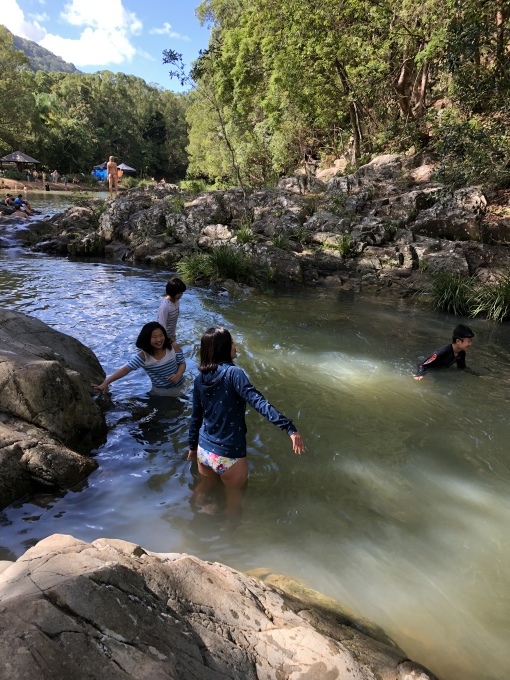 b0193476_22045374.jpeg