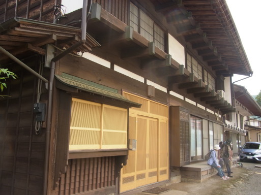 e0008887_15110172.jpg