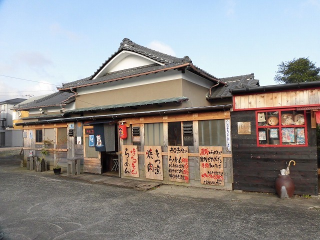 小潤井川の改修工事の一環で、旧国1の津田橋架け替え工事が始まった_f0141310_07533262.jpg