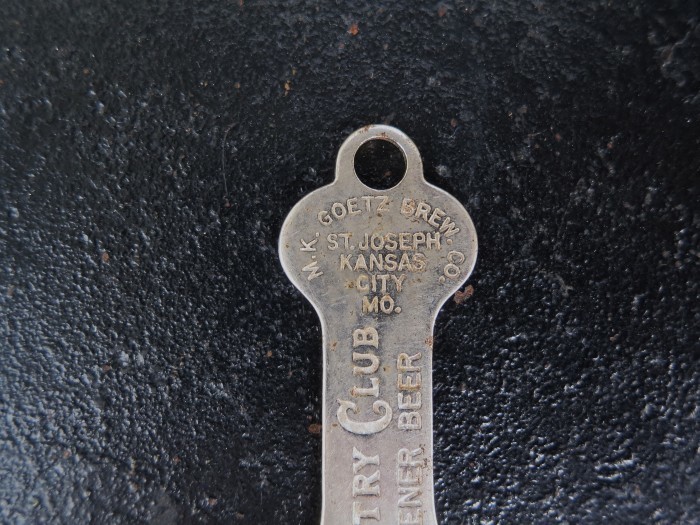 Vintage　Antique　Advertising　Bottle　Opener_e0187362_14563772.jpg