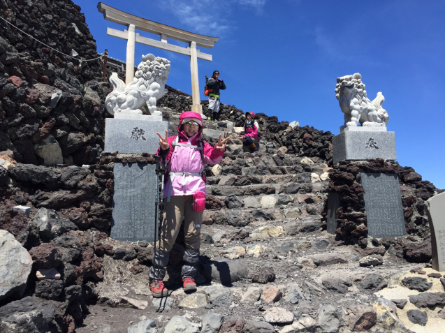 富士登山2日目、登ったものにしか見れない光景。_b0134055_16481811.jpg