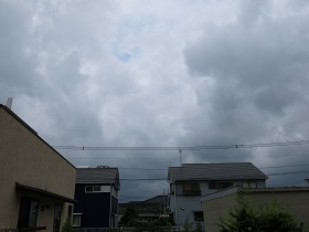 昼過ぎから８日にかけて大雨。こんや７時～、新屋さんのジャズピアノ_e0130185_9304738.jpg