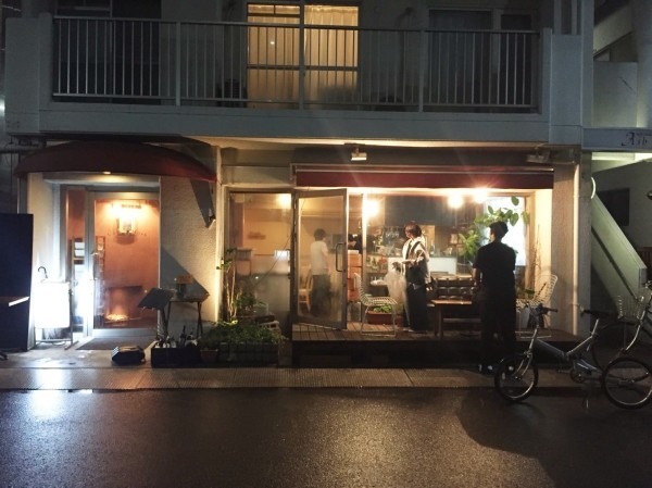 どっちなの？？？　サッカー観戦　入荷SUPREME　キャップ_f0180307_19043098.jpg