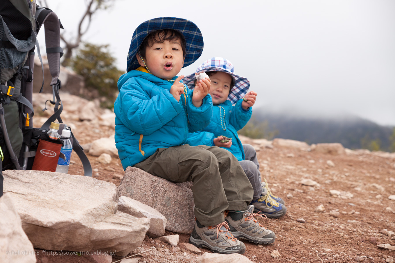 ちびっ子兄弟と5月登山「地蔵岳（赤城山）」　山頂～下山編_c0369219_16570585.jpg