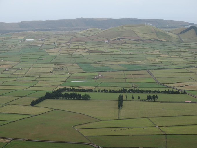阿蘇列島旅日記 テルセイラ島再び パッチワークと洞窟 りすぼんうまいもの日記