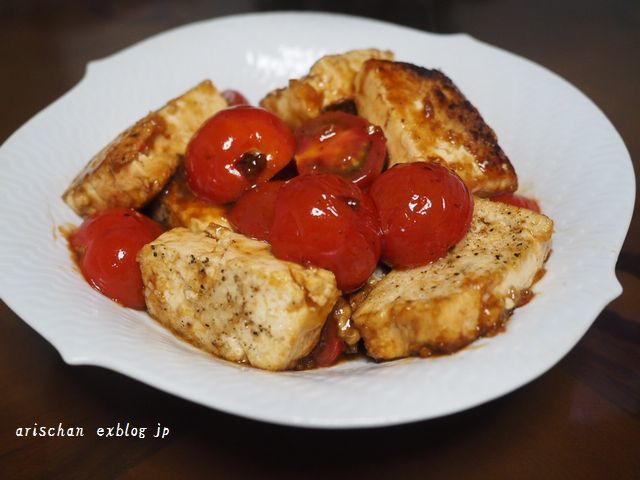 トマトと豆腐のオイスタ―ソース炒めの夕食♪_f0295238_21342718.jpg