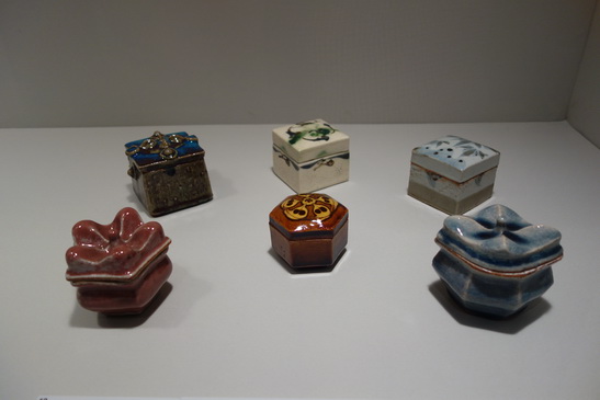 河井寛次郎と陶印の絵付け : 疾風谷の皿山…陶芸とｵｰﾄﾊﾞｲと古伊万里と