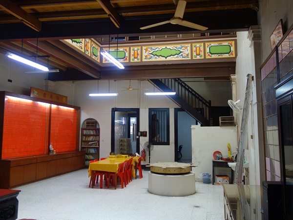 d0360509_0231047.jpg