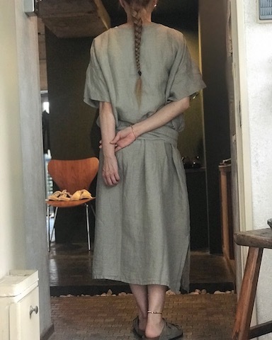 涼しいワンピース_d0364239_18560912.jpg