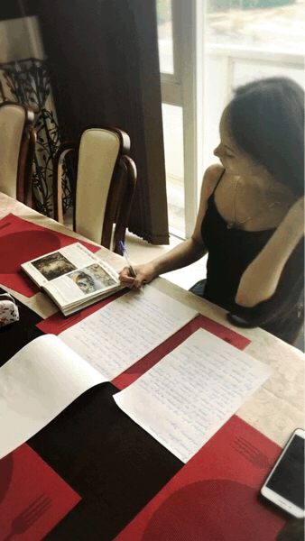 f0163223_09401993.gif