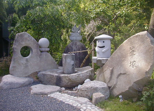 ●神社の造形―正法寺の春日稲荷_d0053294_00215736.jpg