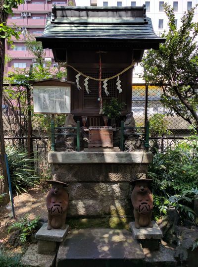 柳森神社　出世の御利益「おたぬきさま」とセルフ御朱印_c0361995_22122015.jpg