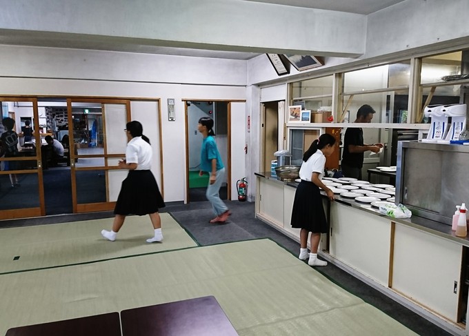 韓国山村留学視察団…学校、農家訪問…_d0265607_20481169.jpg