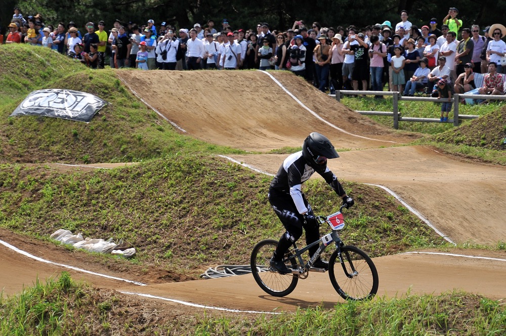 第35回全日本BMX選手権大会　ひたち海浜公園Vol4：クルーザー/ガールズクラス決勝_b0065730_9314389.jpg