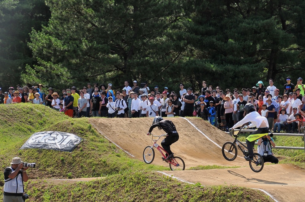 第35回全日本BMX選手権大会　ひたち海浜公園Vol6：Boys１５〜１６/Mens１７〜２９決勝_b0065730_9153128.jpg