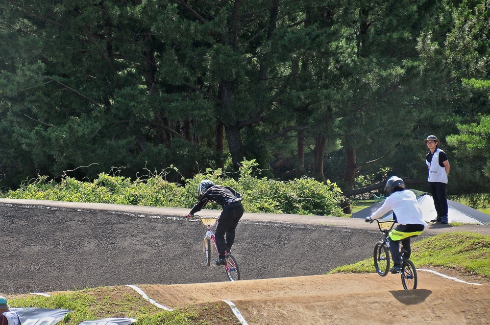 第35回全日本BMX選手権大会　ひたち海浜公園Vol6：Boys１５〜１６/Mens１７〜２９決勝_b0065730_915544.jpg