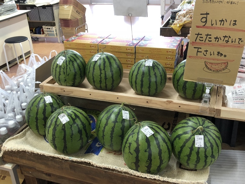 大洗まいわい市場 暑い夏にはスイカを食べよう&#127817;_a0283448_11074303.jpeg