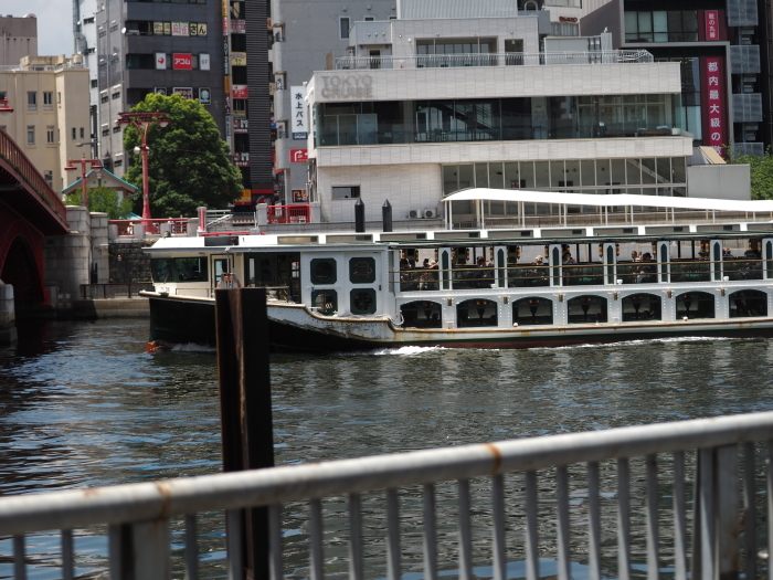 浅草　隅田川　吾妻橋の袂_a0085679_10403258.jpg