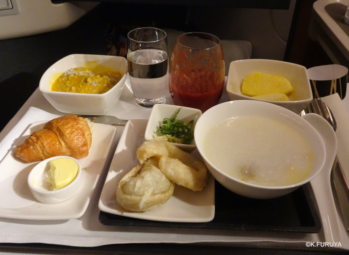 キャセイパシフィック航空機内食_a0092659_23262056.jpg