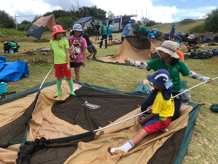 久高島キャンプ〔１日目〕久高島に到着しました！真っ青な海、真夏の太陽、暑さとの戦いが待っています！_d0363878_14483082.jpg