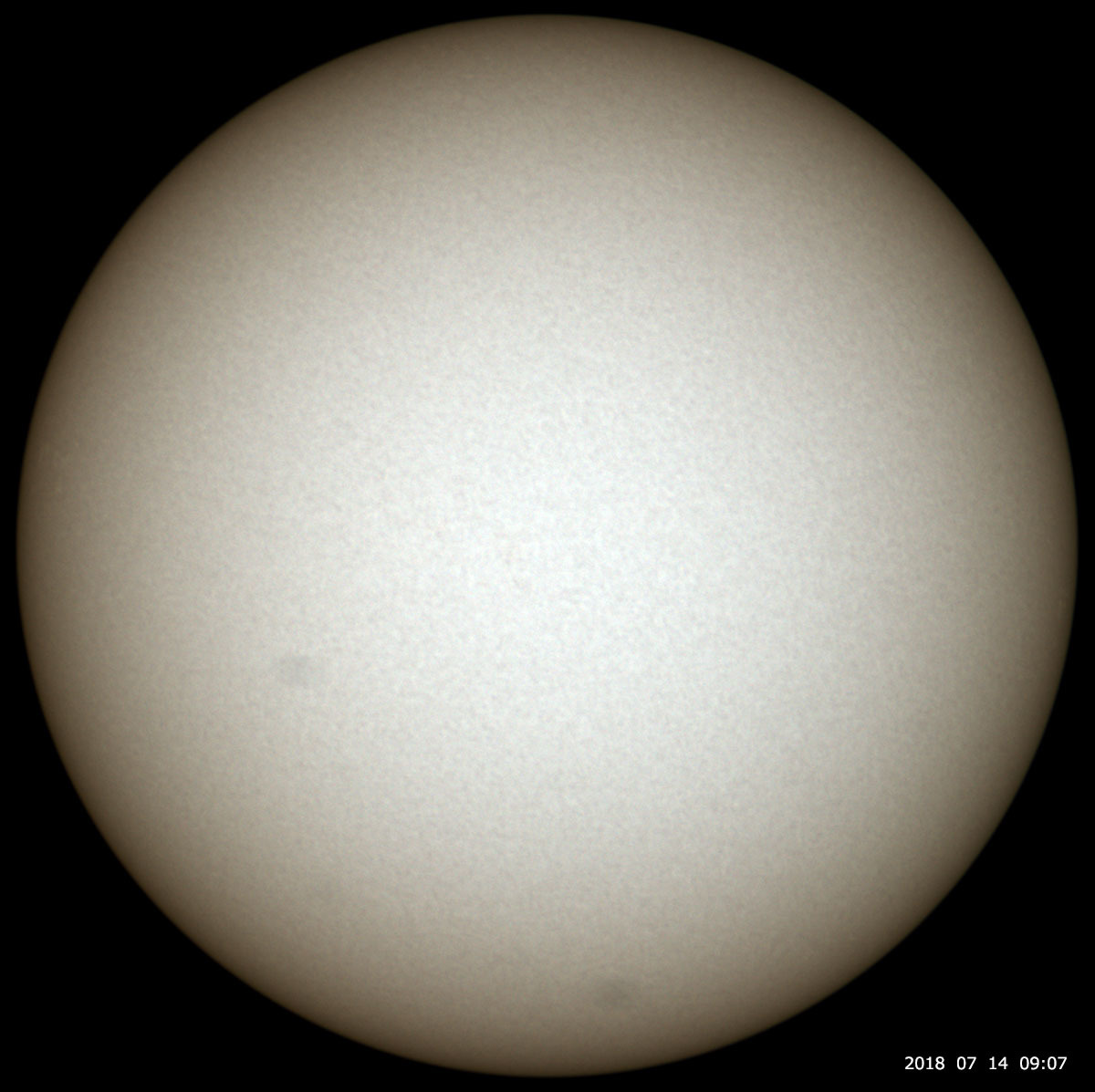 7月14日の太陽_e0174091_11031363.jpg