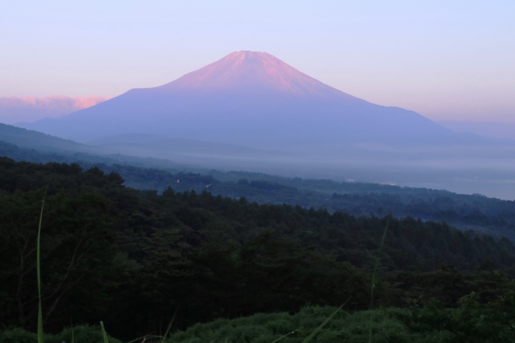 山中湖の夜明け_a0188405_19260856.jpg