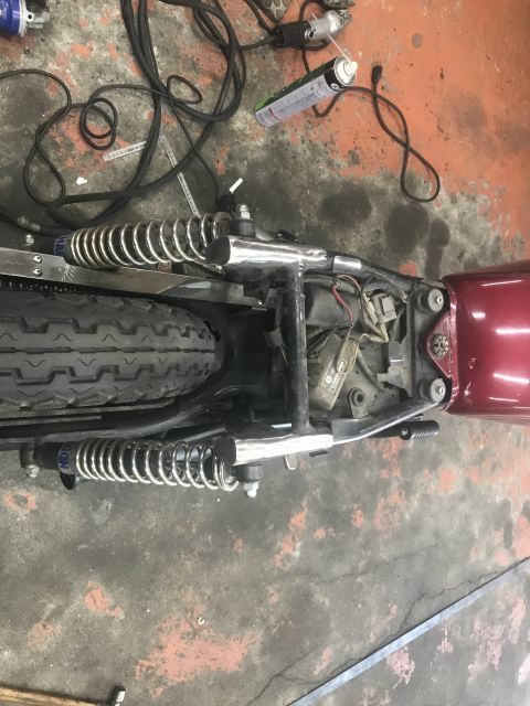 SR400 カスタム T様号完成!_a0164918_16040751.jpg