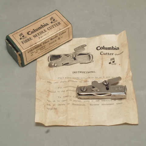 蓄音機用HIS MASTER'S VOICE 竹針NEEDLES CUTTER 最安値，2025 希少！箱、取説付属 His Master's Voice (HMV) FIBRE