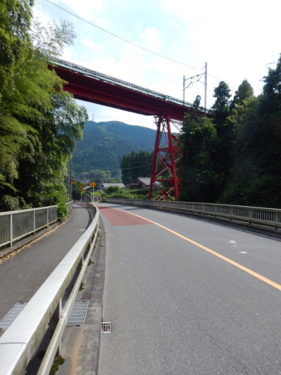 意外なデビュー戦…最後…には今日もならないなぁ…夜勤入りやし…(溜息)_b0136045_14445338.jpg