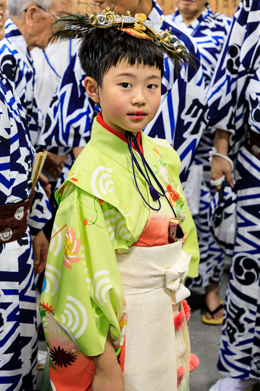 祇園祭18 長刀鉾とお稚児さん 花景色 K W C Photoblog