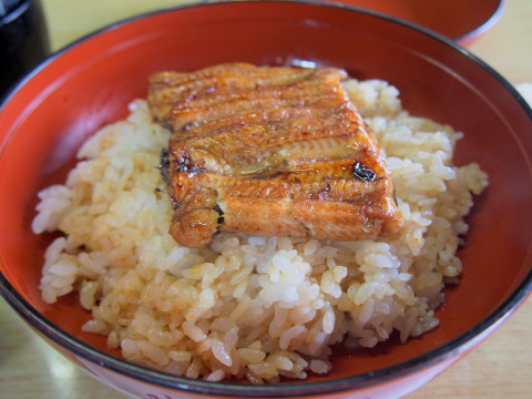 うな丼:うな新(弘前市)_b0147224_1832367.jpg