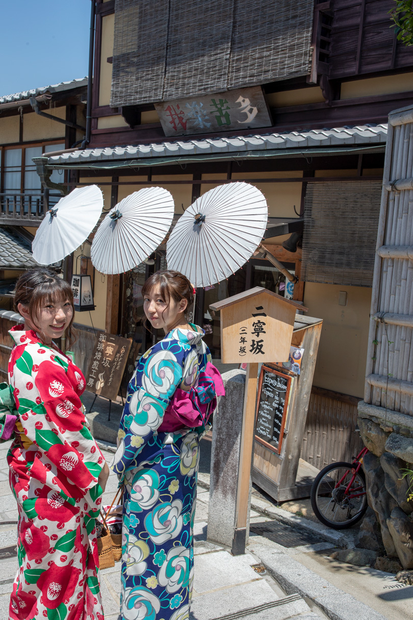 ”美”　緑に囲まれて「美人美人」「美人を求めて」「美を求めて」「自然を求めて」「アルプスを求めて」「自然の美と美」_f0033831_05233774.jpg