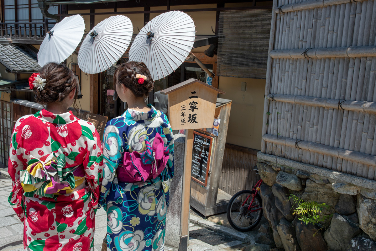 ”美”　緑に囲まれて「美人美人」「美人を求めて」「美を求めて」「自然を求めて」「アルプスを求めて」「自然の美と美」_f0033831_05235992.jpg