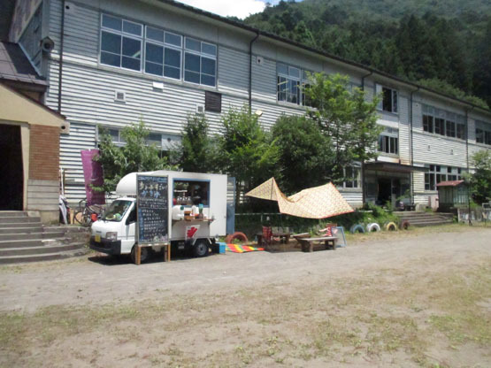 d0045159_09515645.jpg