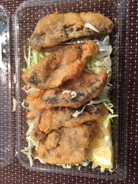 卵豆腐、サンマフライ、助六ずしー今週の日本食_e0350971_12304176.jpg
