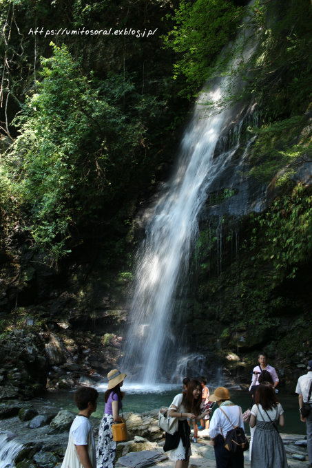 b0324291_23013769.jpg