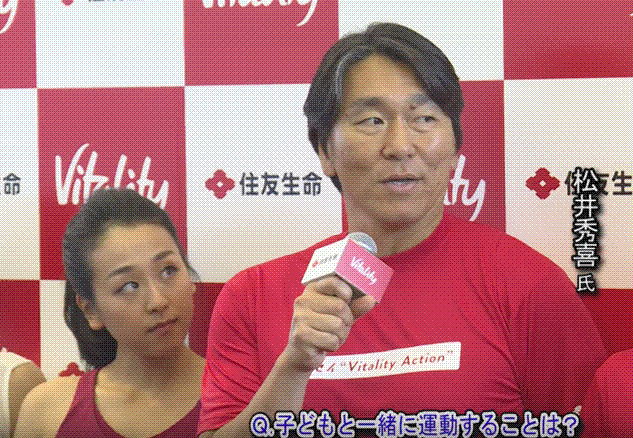 e0199691_00443100.gif